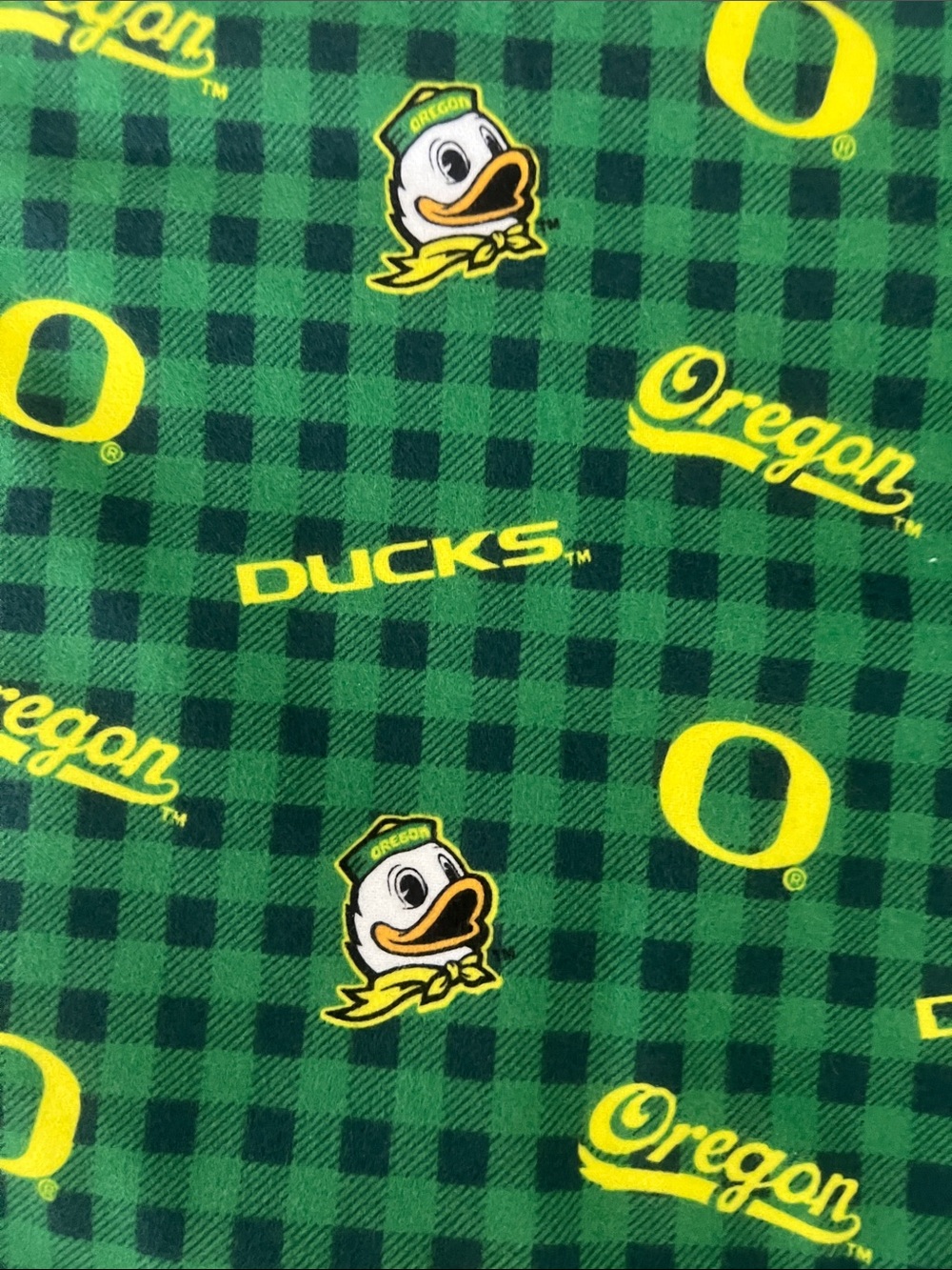 New 2- yards by 44”wideOregon Ducks Green & Yellow,sport team,Joann fabric store
